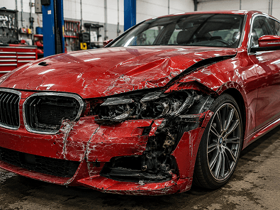 Front-end bodywork repair on a vehicle
